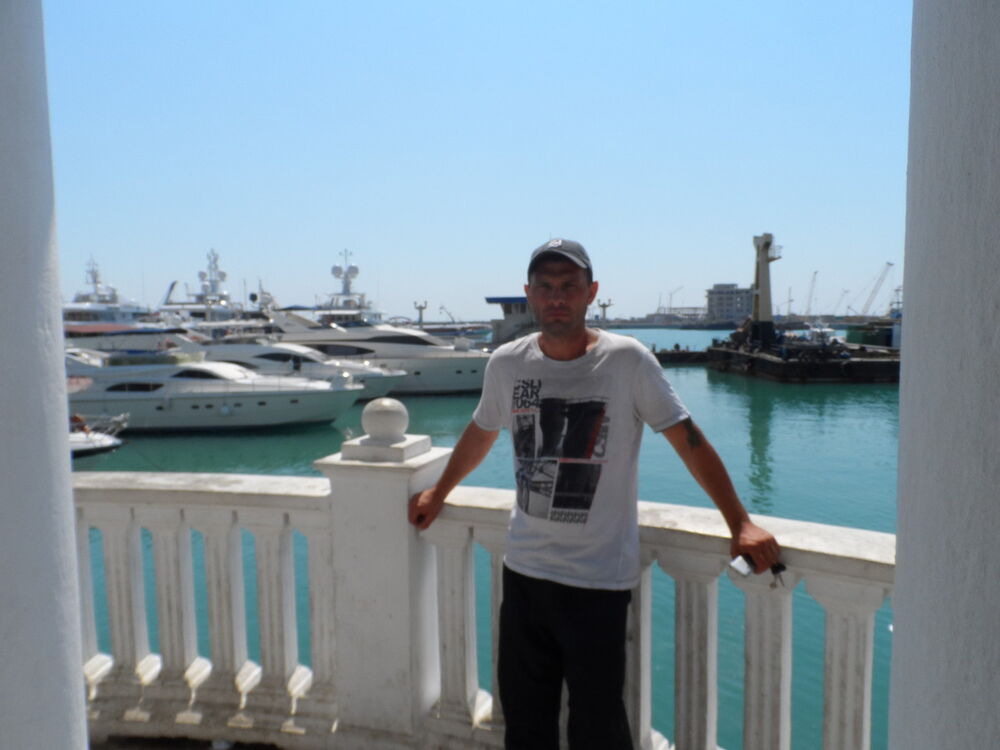  ,   Oleg, 44 ,   