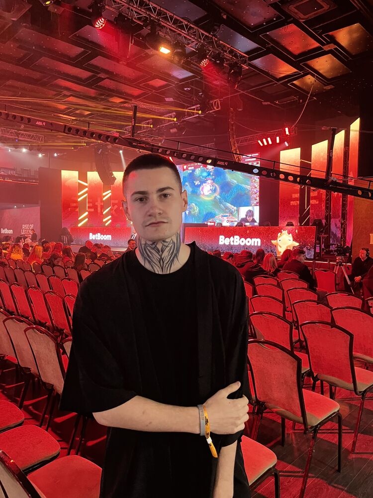  ,   , 24 ,   ,   