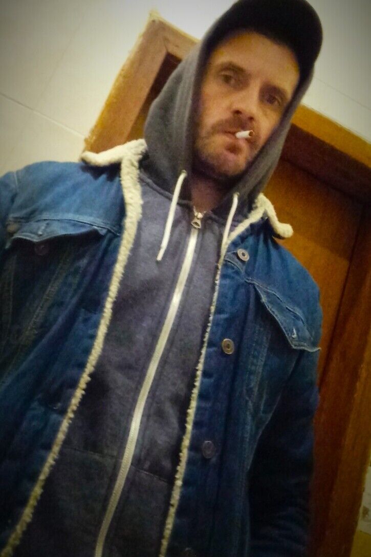  22339077  , 43 ,    -