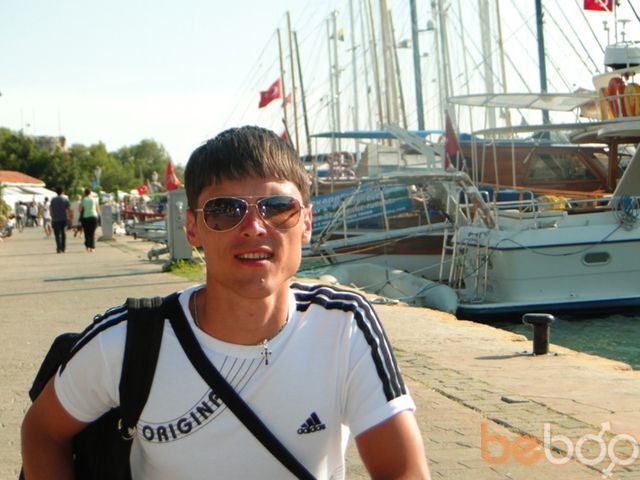  895137  Alexandro, 42 ,    