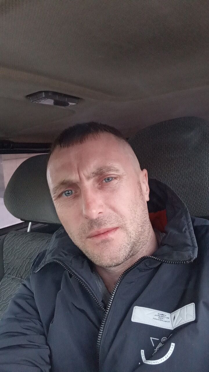  42859727  , 39 ,     