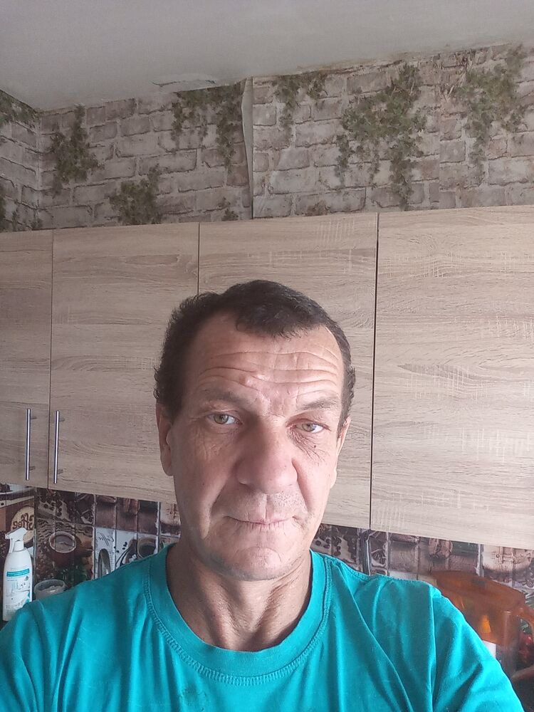  53031277  , 48 ,    -