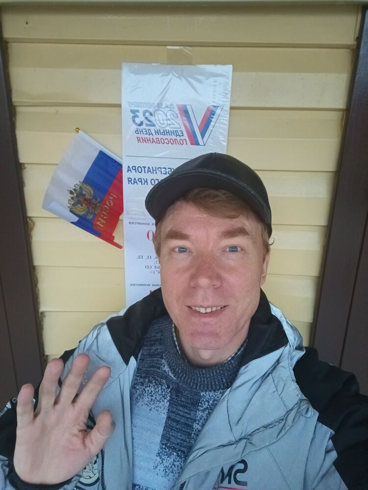  38410557  Egor, 55 ,    