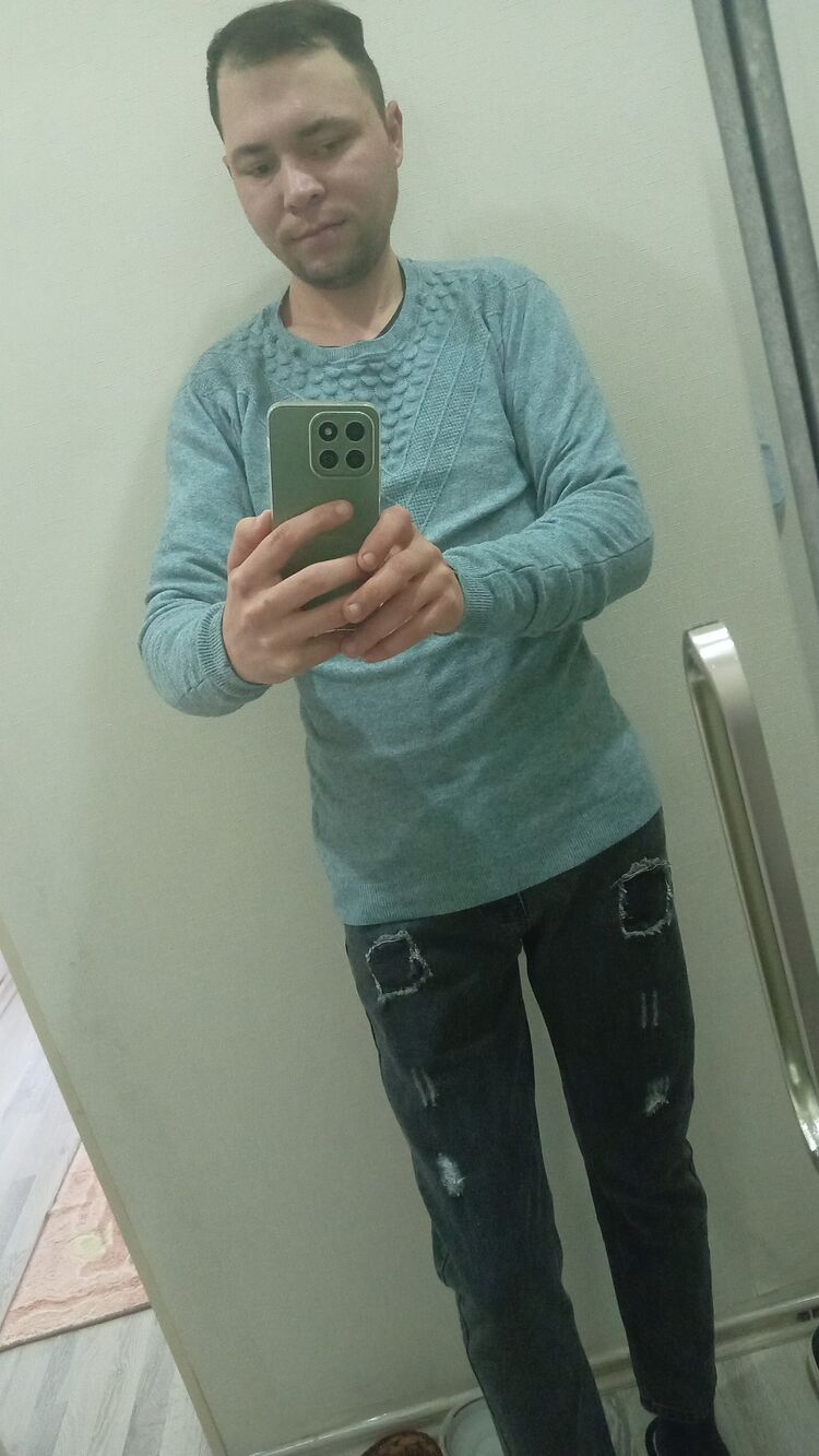  48779287  , 28 ,    
