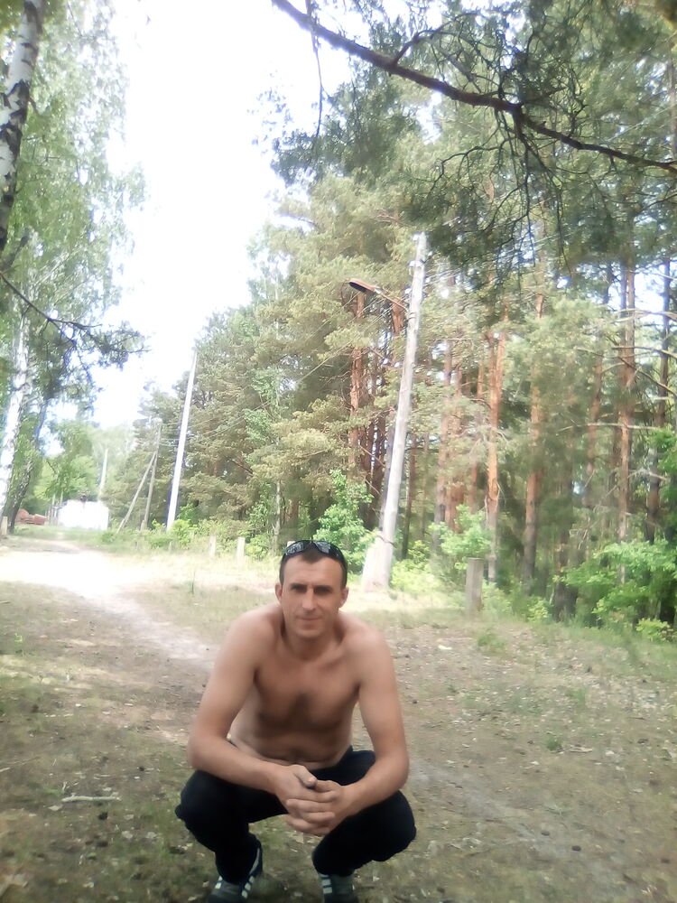 44494327  LeshiY, 39 ,    