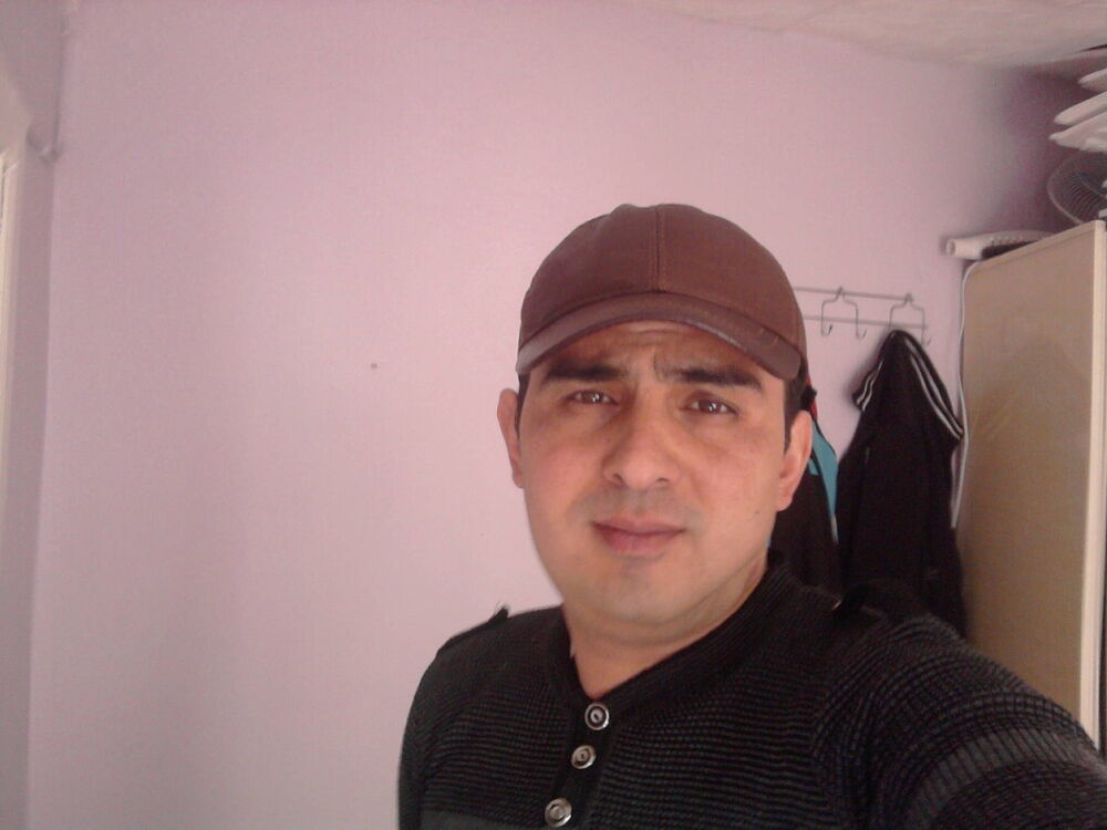  26159887  Kamol, 44 ,    
