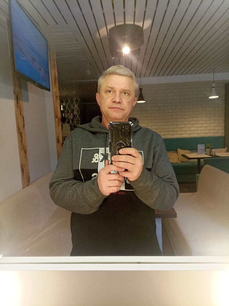  48423277  , 48 ,    