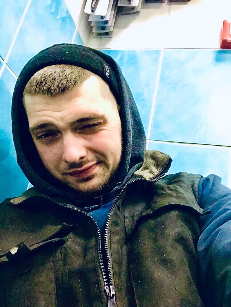  36740897  , 25 ,    