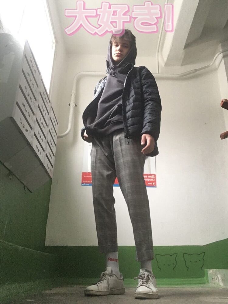  22788987  , 23 ,    