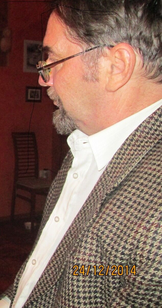  14345137  Andrew, 62 ,    -