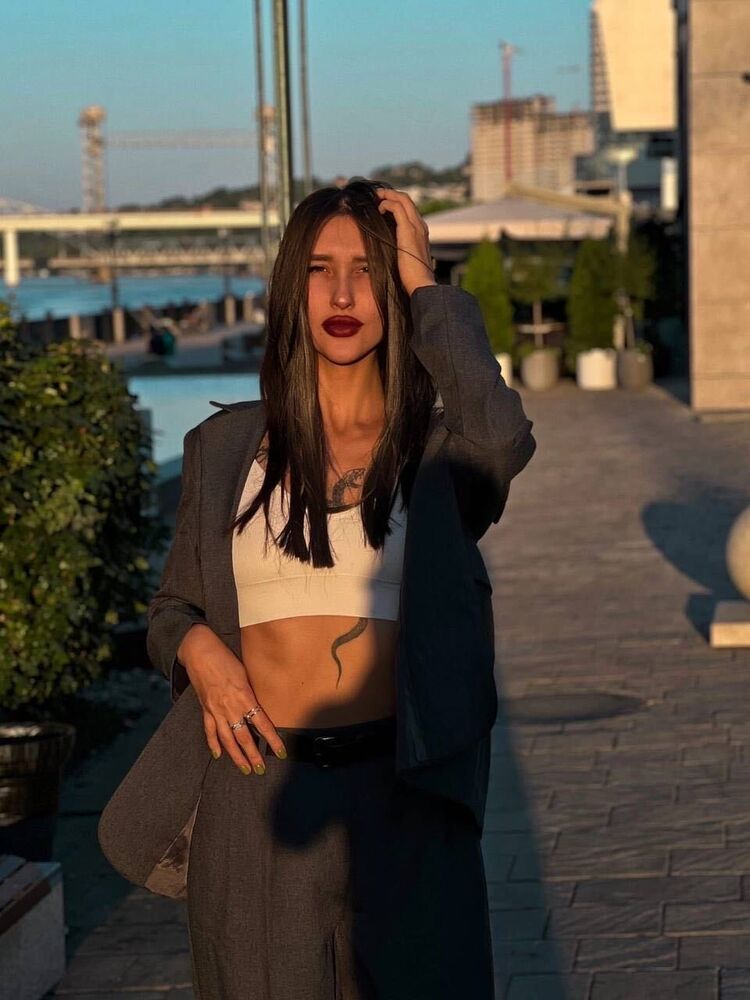  ,   Diana, 22 ,   ,   