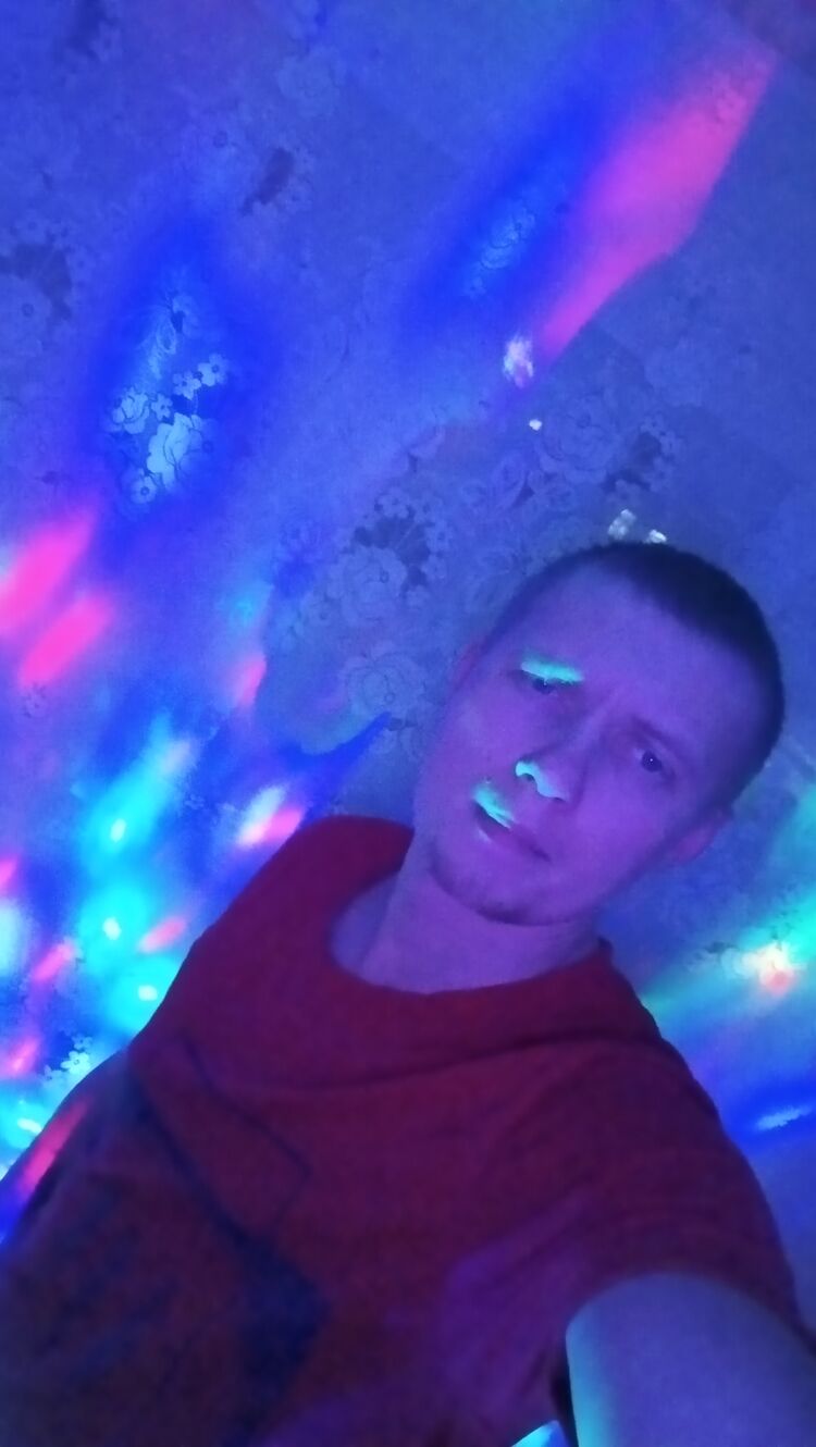  41208067  , 25 ,    