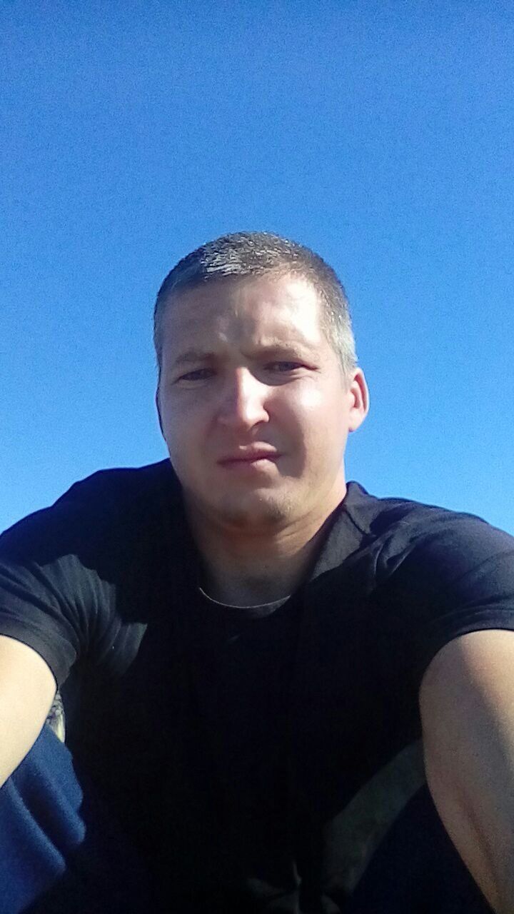  ,   Alecs, 34 ,   ,   