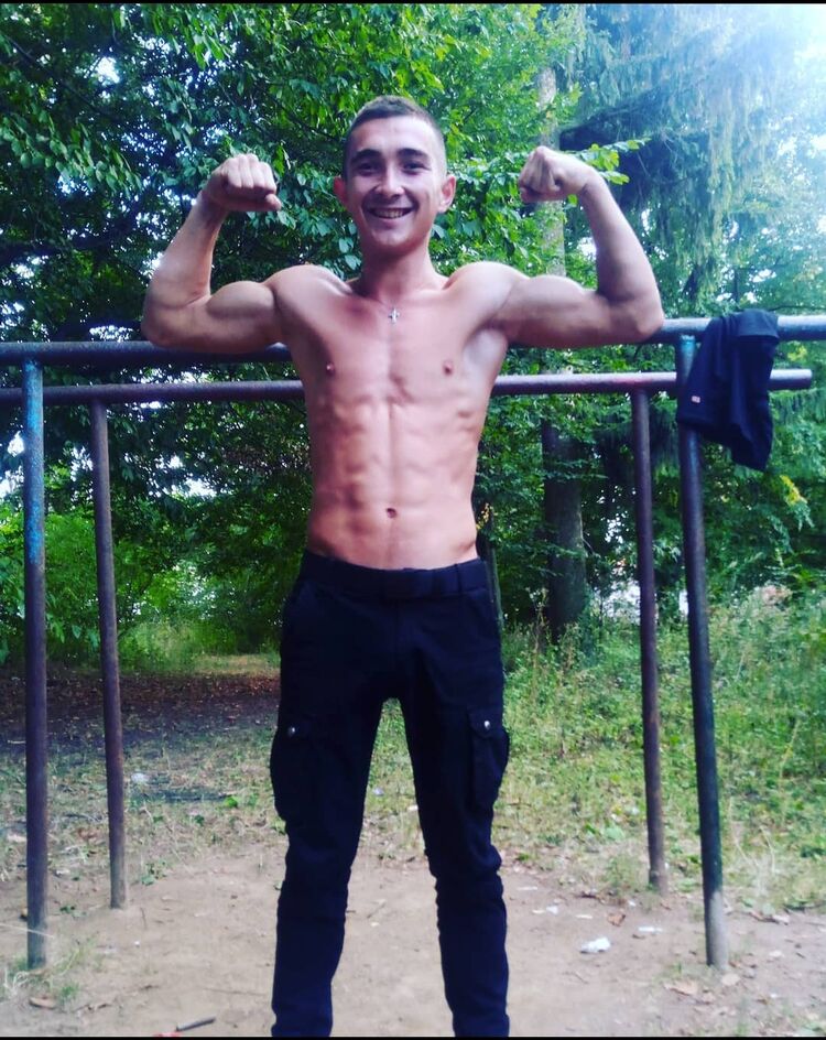  Selfoss,   Artur, 24 ,   ,   