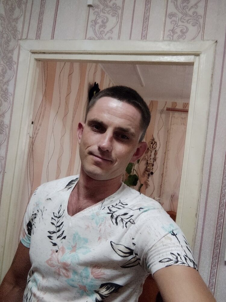  28729757  Sergey, 31 ,    