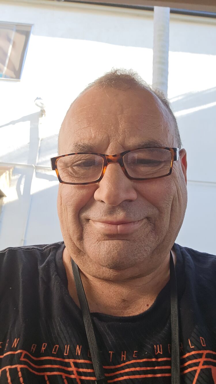  51870767  Alex, 57 ,    Inglewood