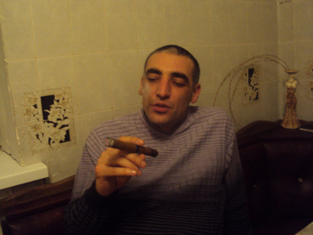   ,   Artur, 45 ,  