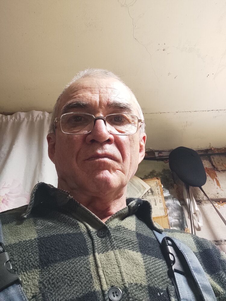  24973727  , 65 ,    