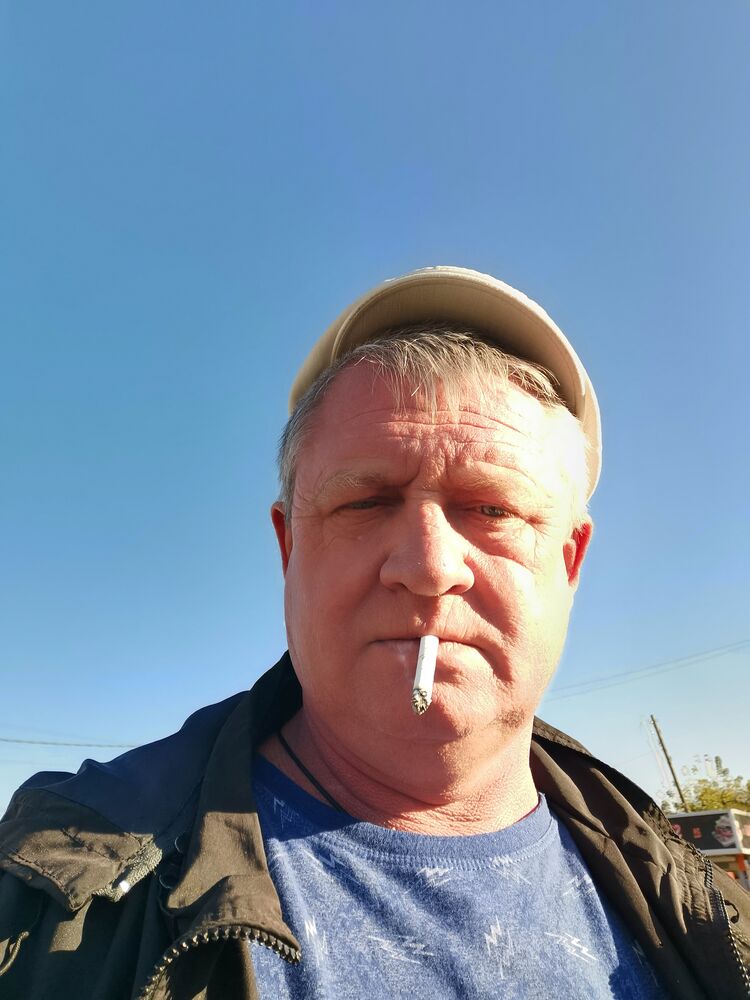  46567937  , 51 ,    