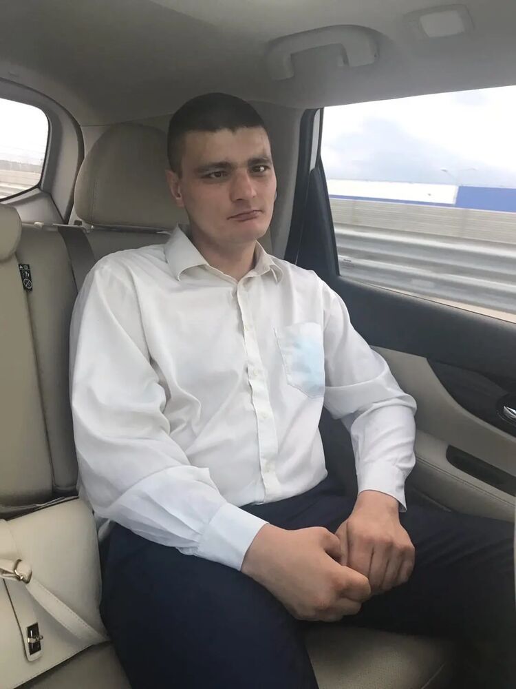  44495297  Mikhail, 31 ,    