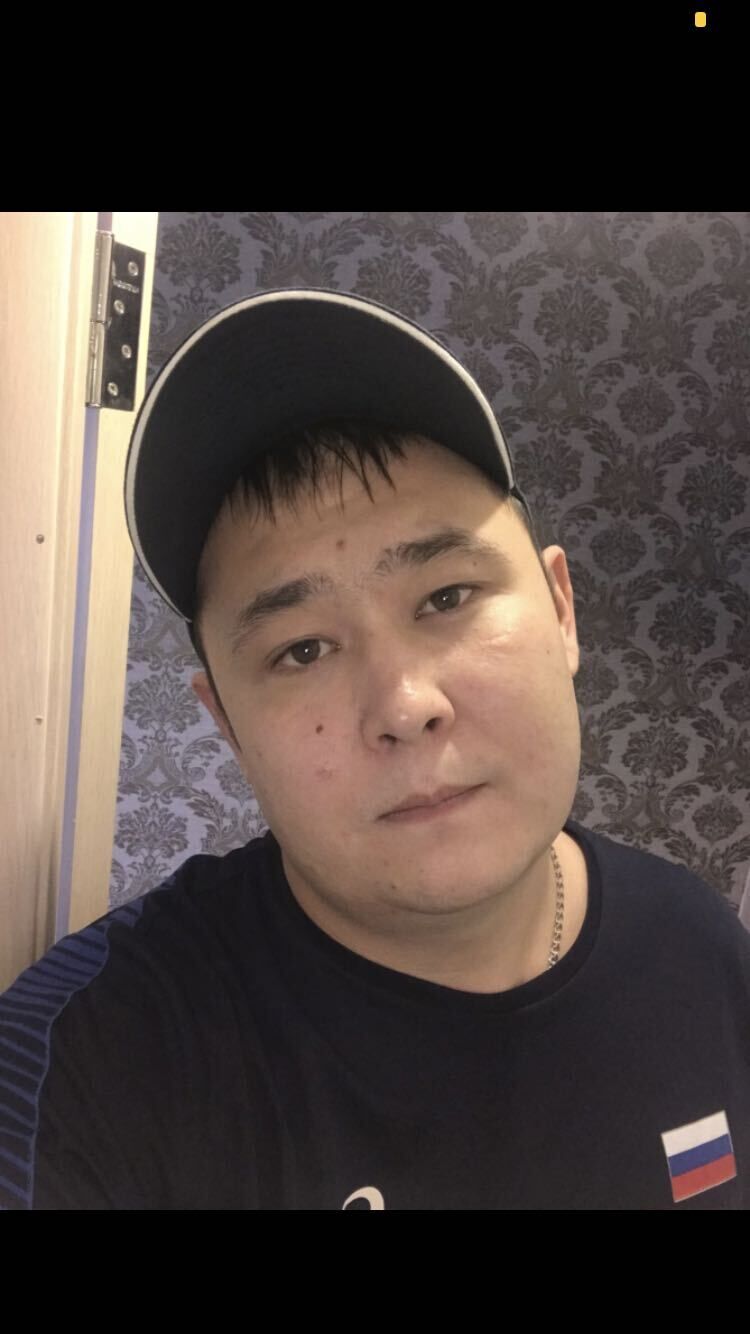  23736587  Vladik, 32 ,    