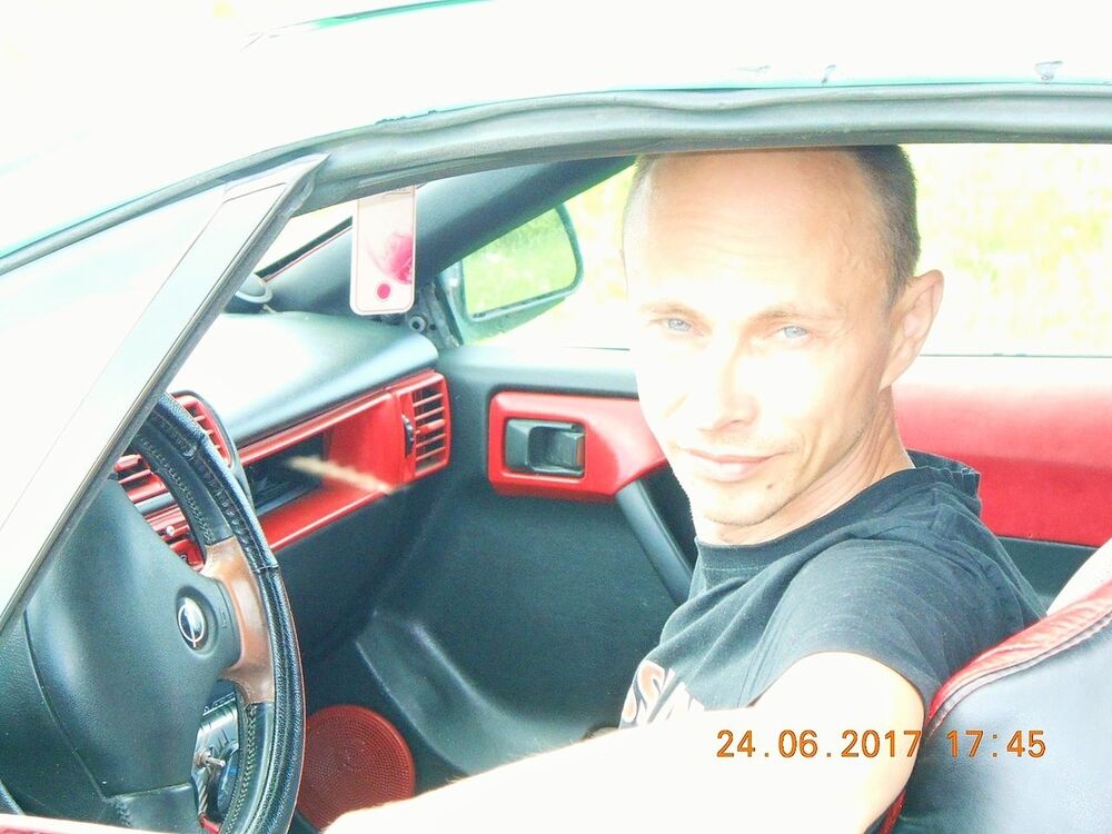  11596027  , 47 ,    