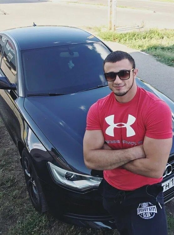  51106677  Kurban, 30 ,    