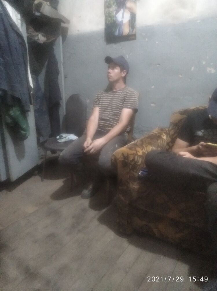  27092977  Ruslan, 39 ,    
