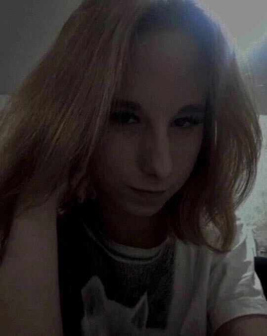  48299017  Anna, 19 ,    Warszawa