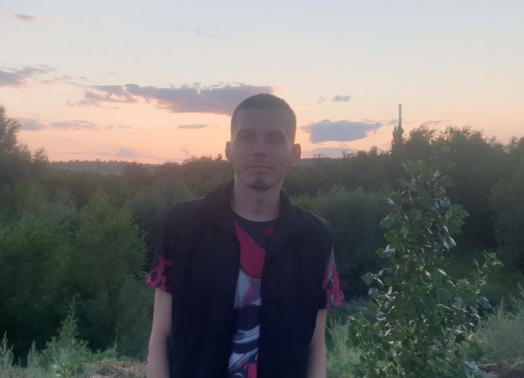  45131467  Dmitry, 27 ,    