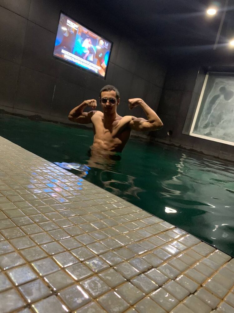  -,   Ig, 23 ,   ,   