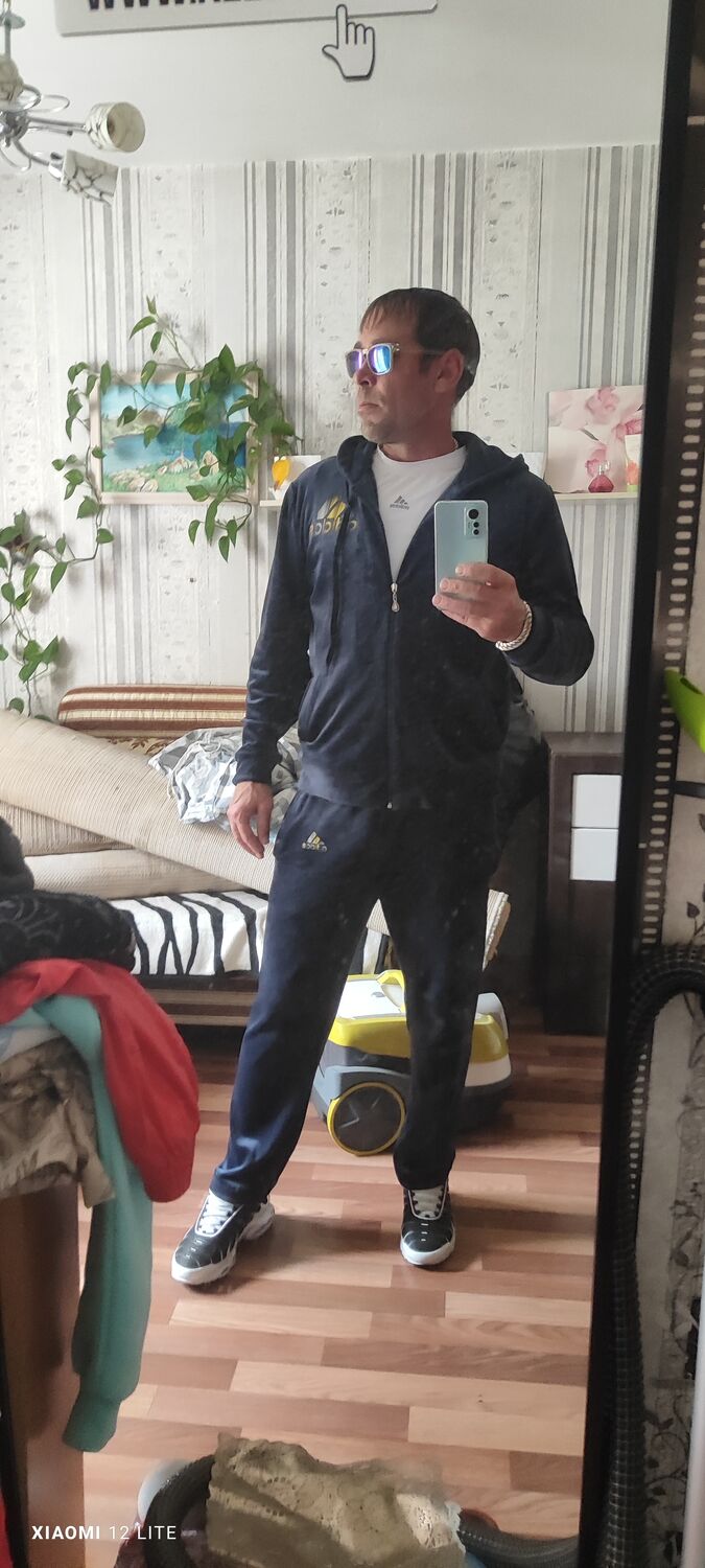 44696327  Nikolay, 41 ,    