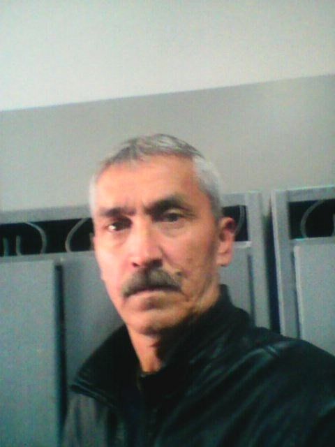  10382437  , 61 ,    