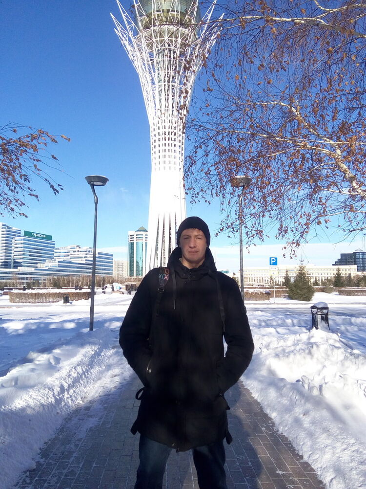  14297357  Ivan, 38 ,    