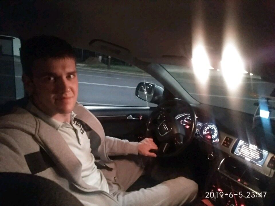  ,   ILYA, 31 ,     , c 