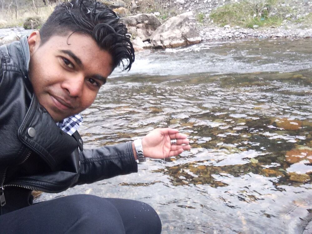  ,   Max, 27 ,   c 