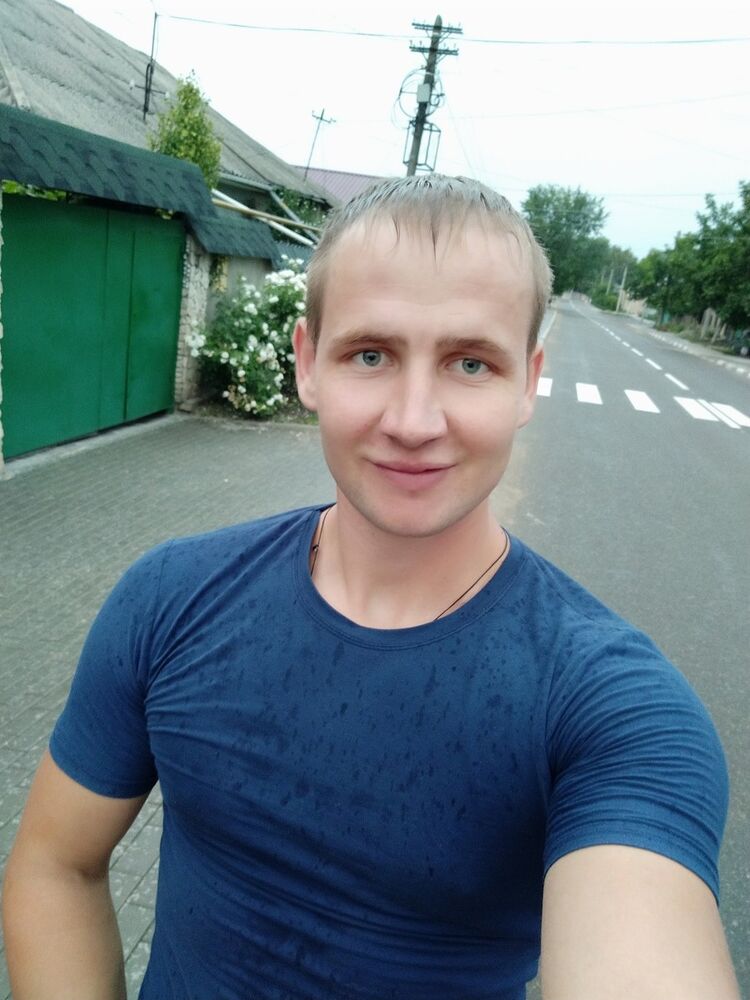  ,   Vasea, 32 ,   
