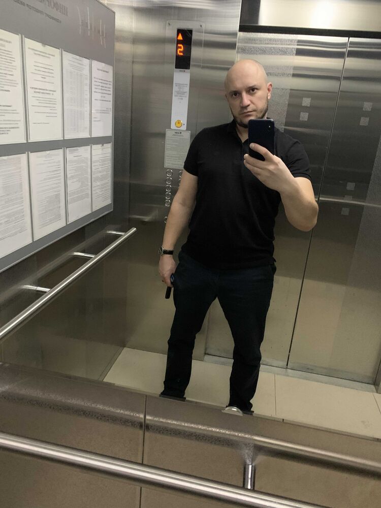  32527467  , 36 ,    -