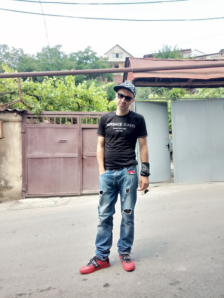 ���� 16538747 ������� Zura, 40 ���, ���� ���������� � �������