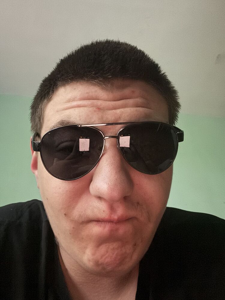  ,   Vladimir, 18 ,   c 