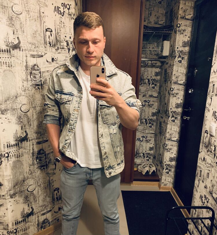  45270347  , 33 ,    --