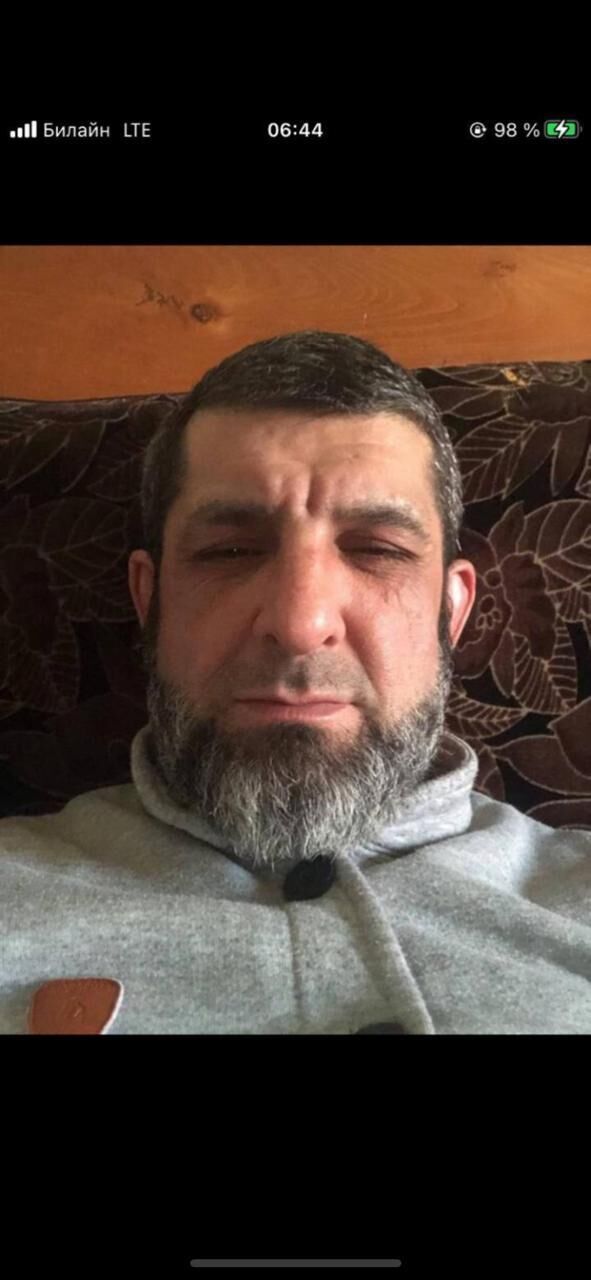  52026667  AGAV, 46 ,    