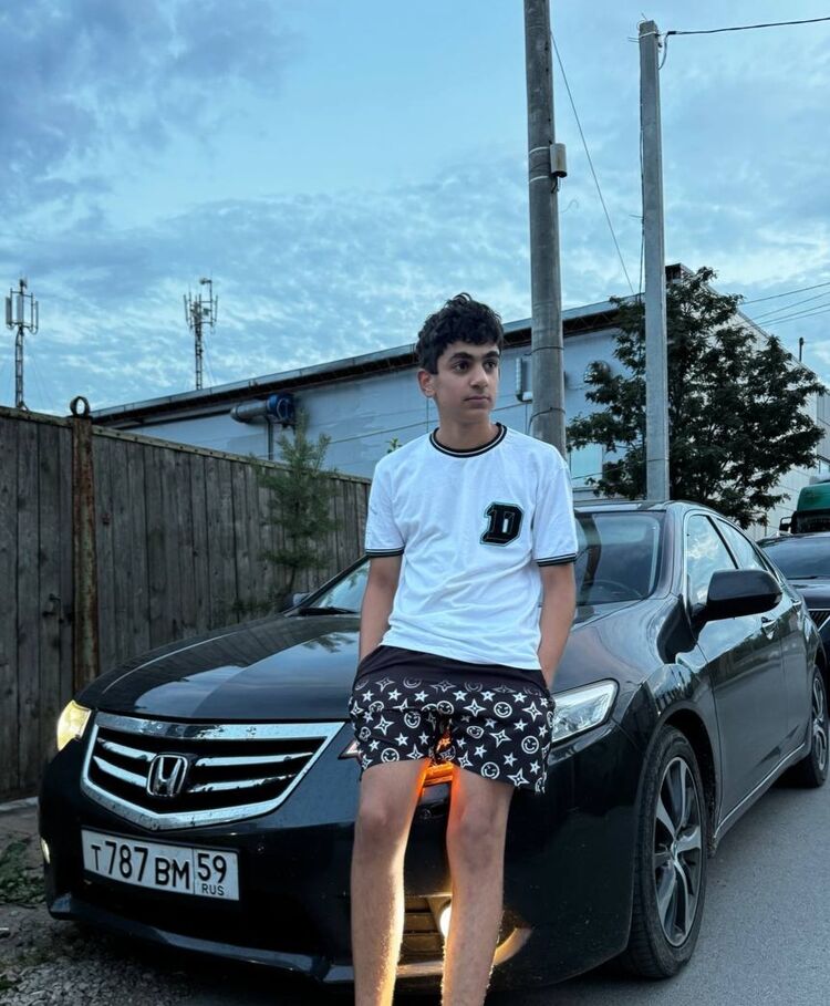 ���� 44832557 ����� ����, 19 ���, ���� ���������� � �����