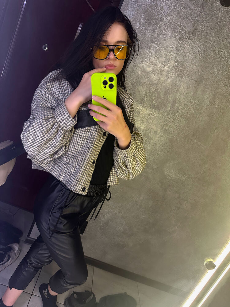  --,   , 25 ,   c 