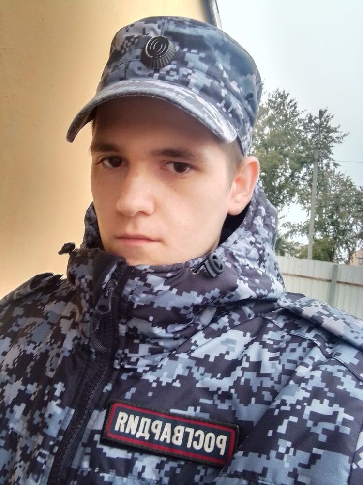  44325857  , 22 ,    