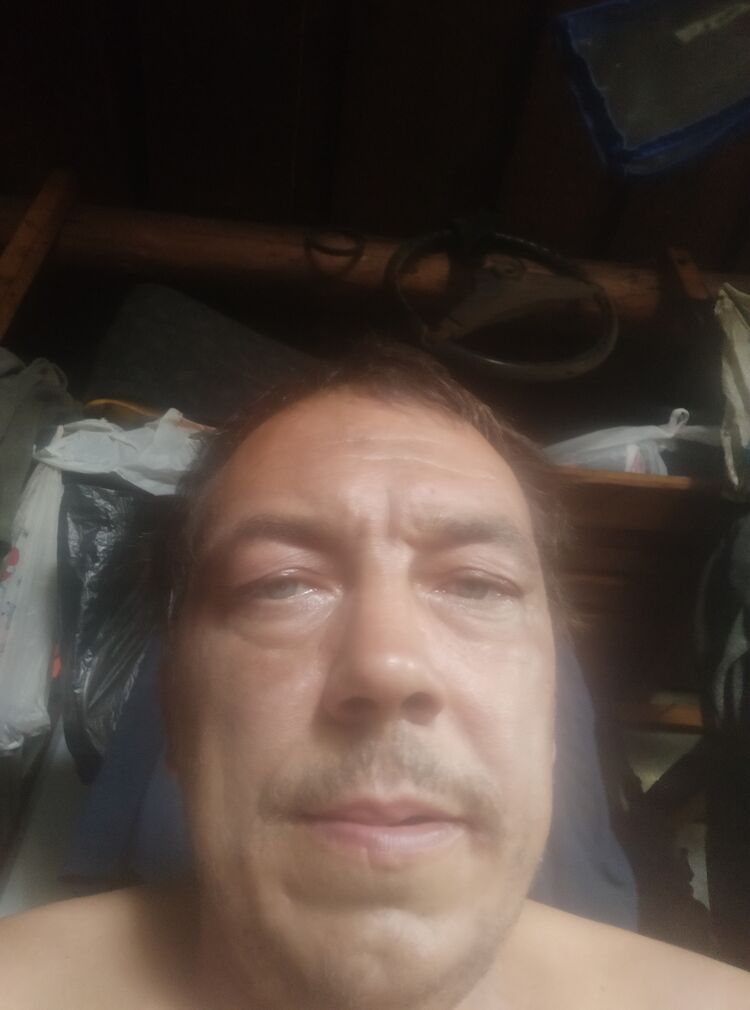  37889807  , 44 ,     