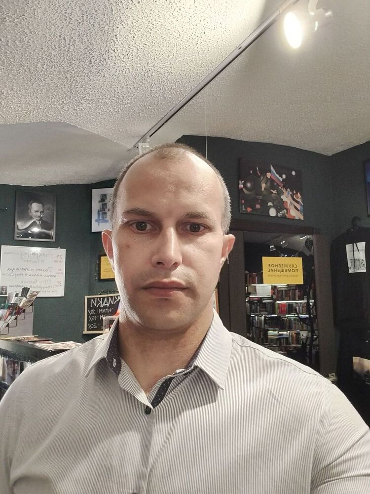  44282647  , 41 ,    -