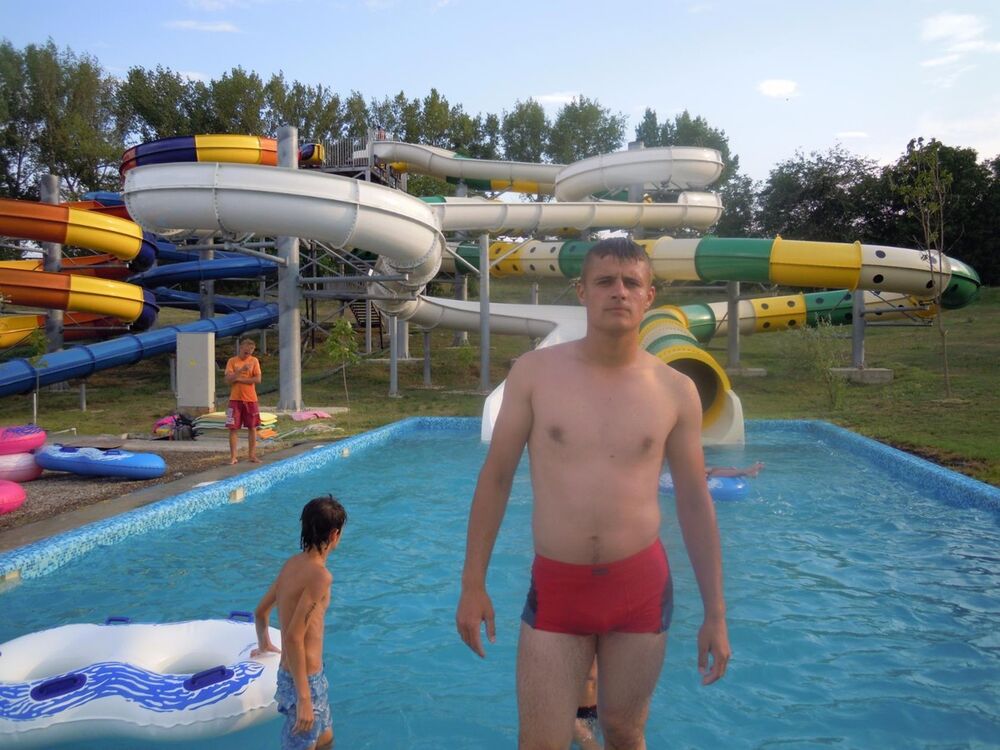  ,   Andrei, 33 ,   ,   , c 