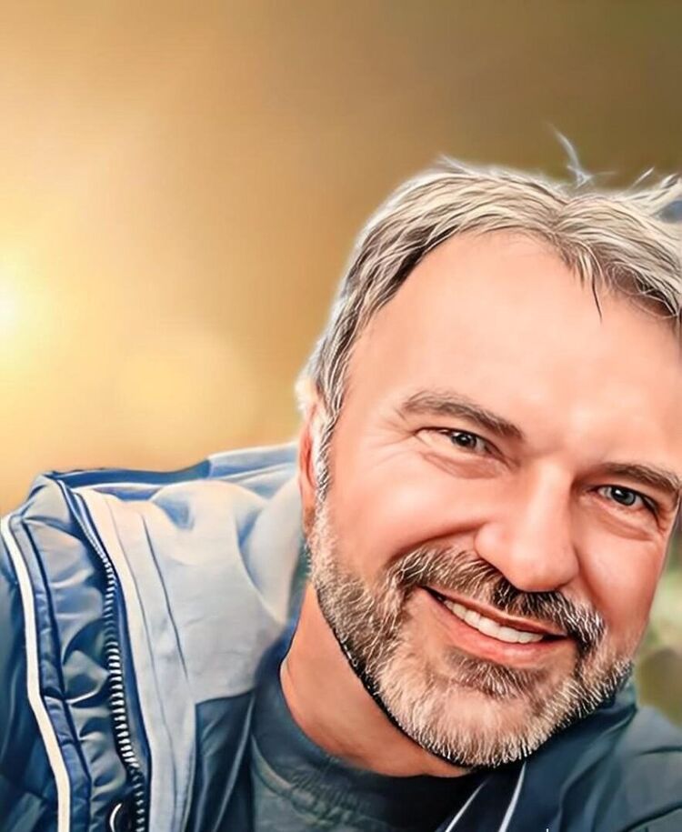  37634837  Aleksandar, 58 ,    Budva