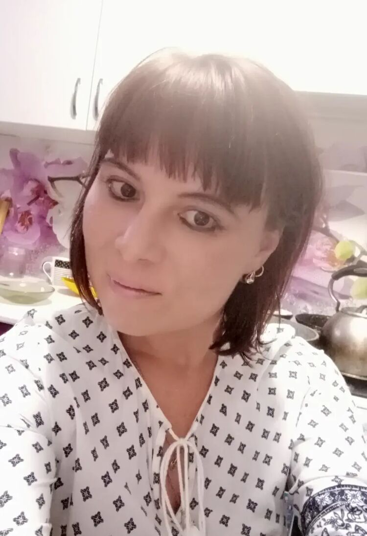  46241547  Lyudmila, 46 ,    